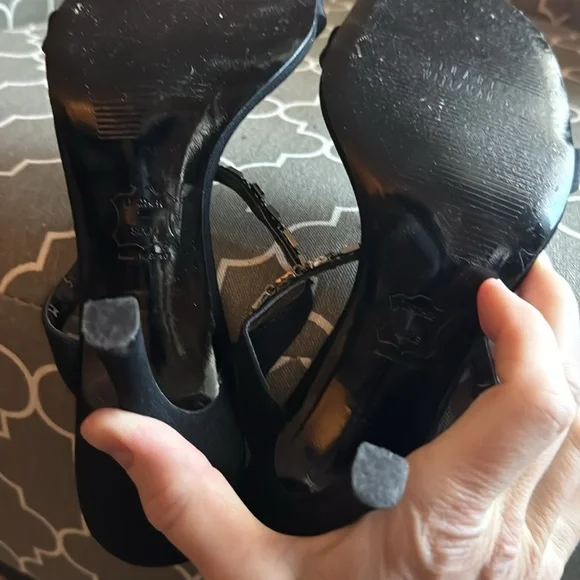 StuartWeitzman Size 9. Black and silver sandals - Picture 4 of 8